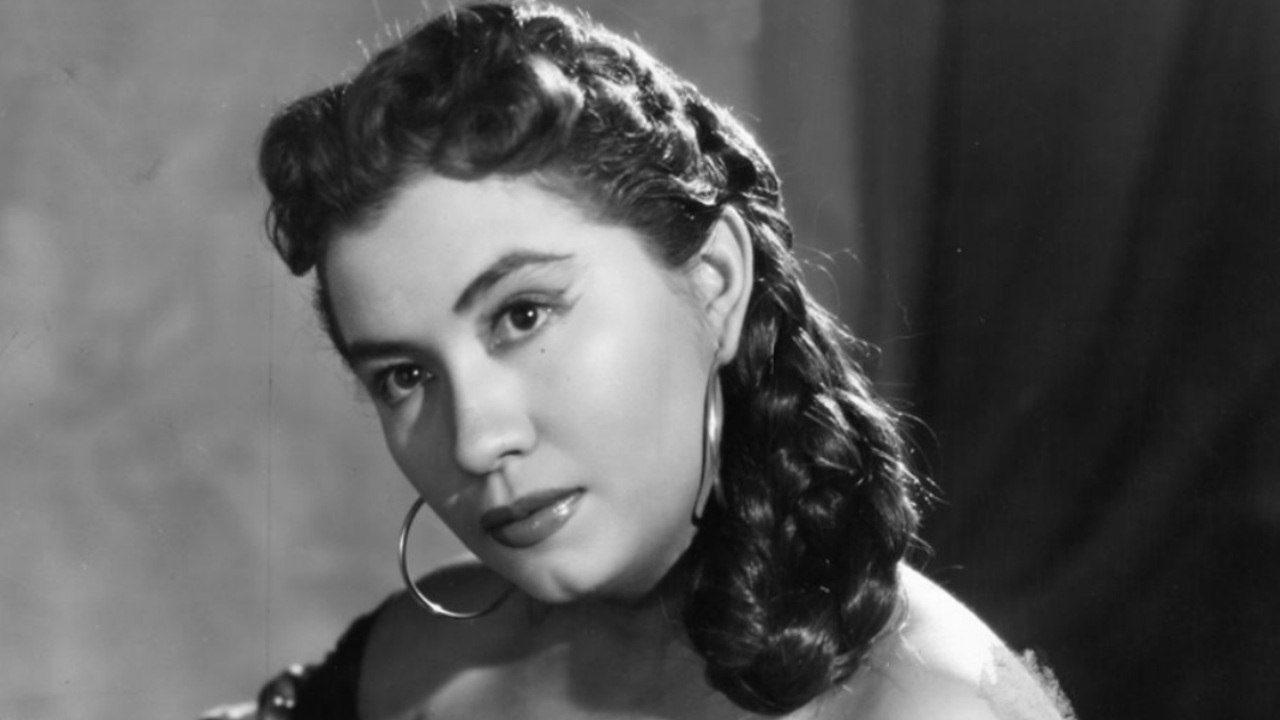 Lola Beltrán Bio: Mexico’s Musical Icon
